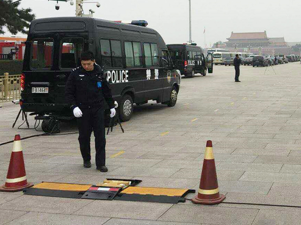 National large-scale conference vehicle underbody scanning products