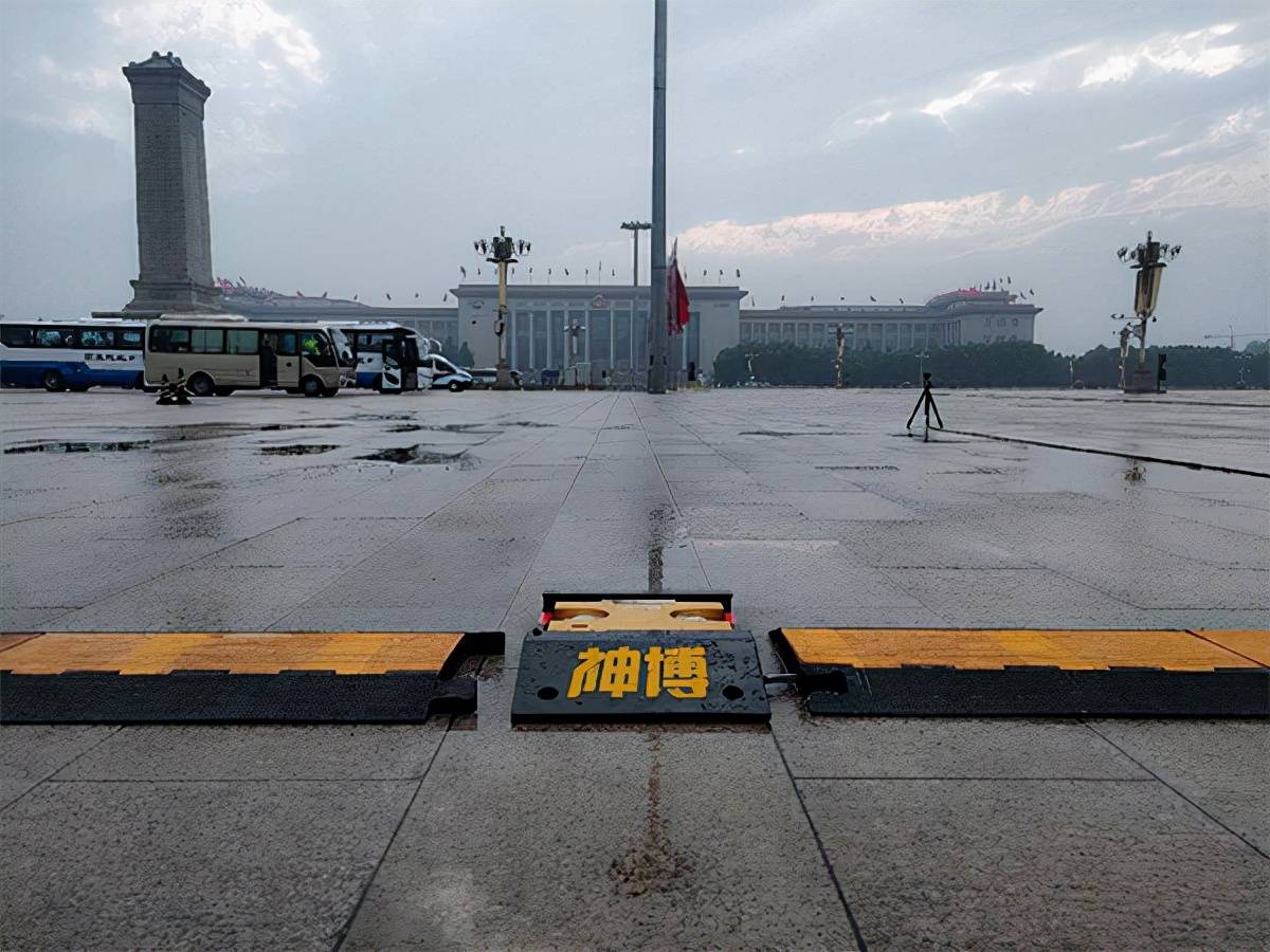 A Brief Discussion on the Vehicle Underbody Security Inspection Industry in China