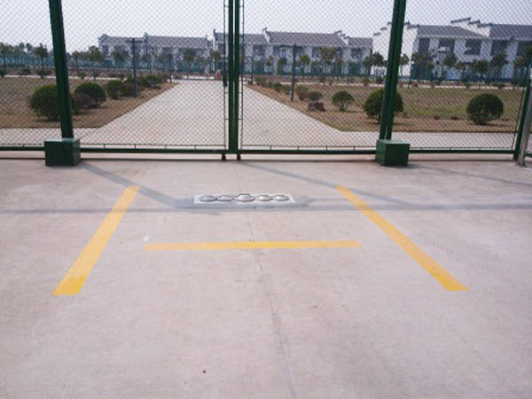 The vehicle underbody security inspection project team was favored in the Zhoupu Prison project