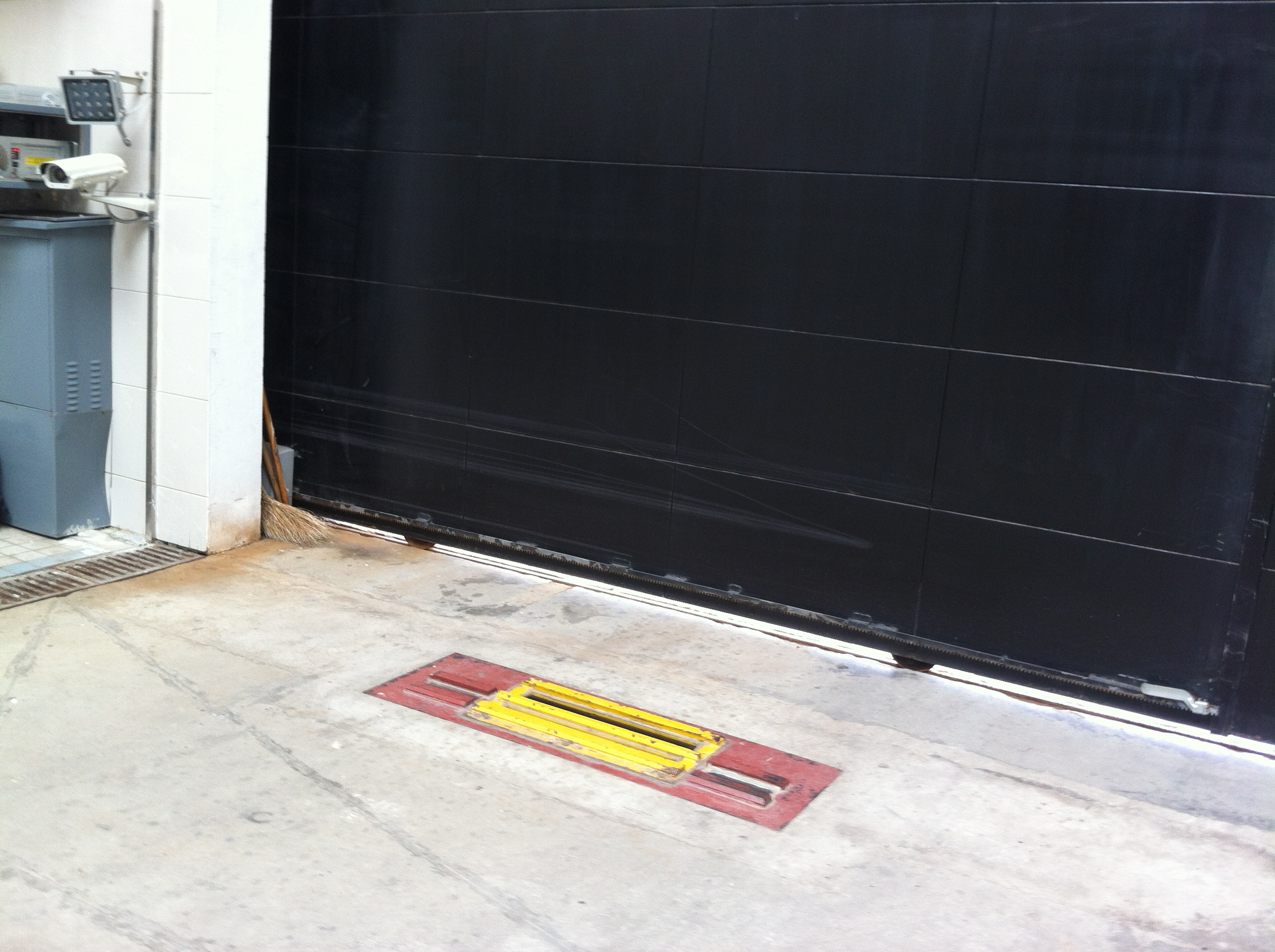 The development history of Seenboom's vehicle underbody security inspection products