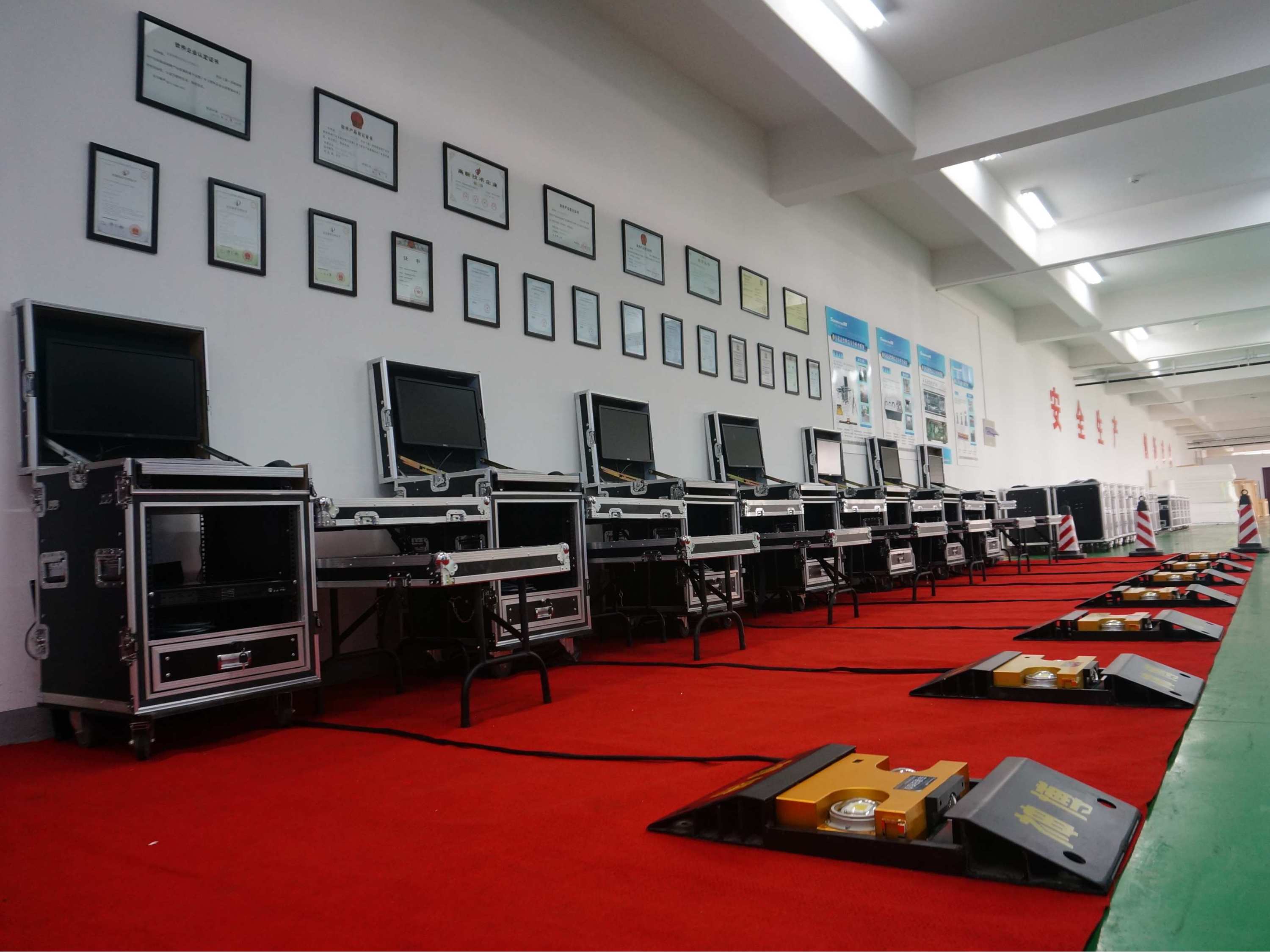 Seenboom underbody scanning system