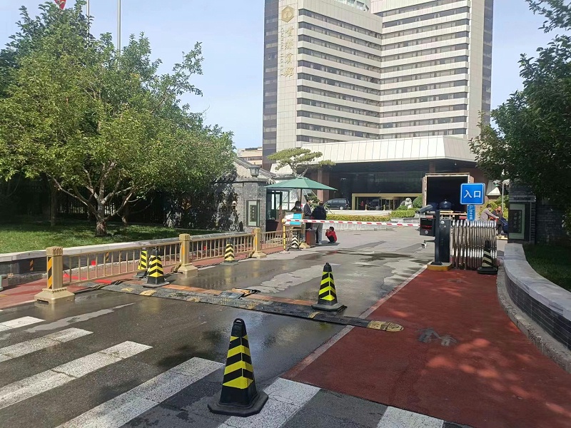 The 20th National Congress vehicle underbody scan