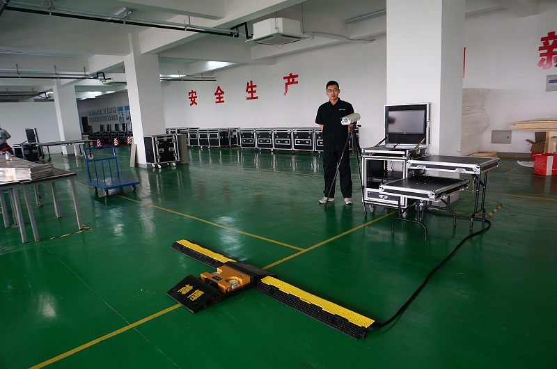 Production vehicle underbody scanning workshop