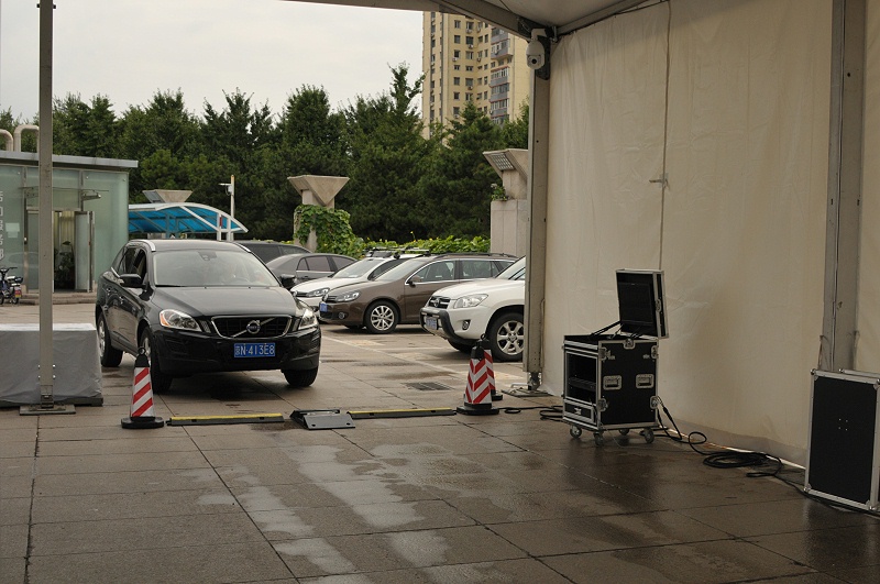 The vehicle underbody scanning system was applied at the SCO Summit